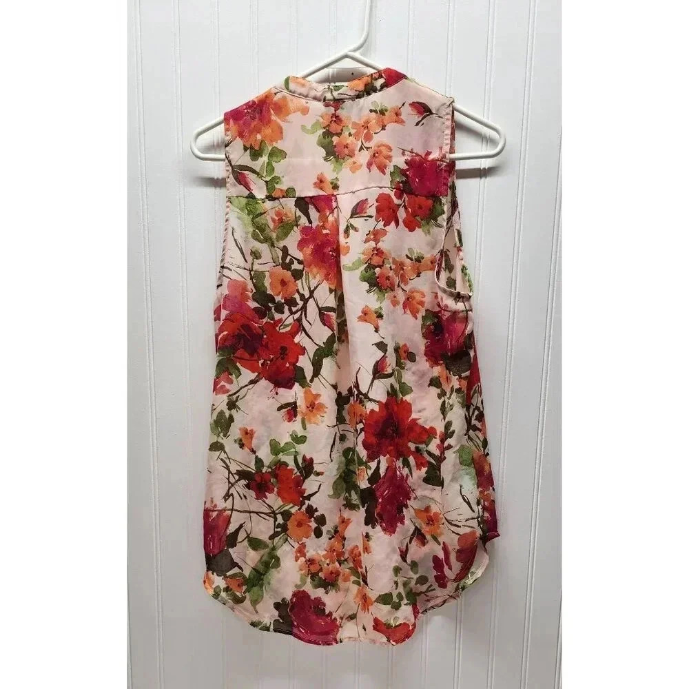 Ultra Flirt Sleeveless Floral Sheer Shirt - Picture 6 of 10